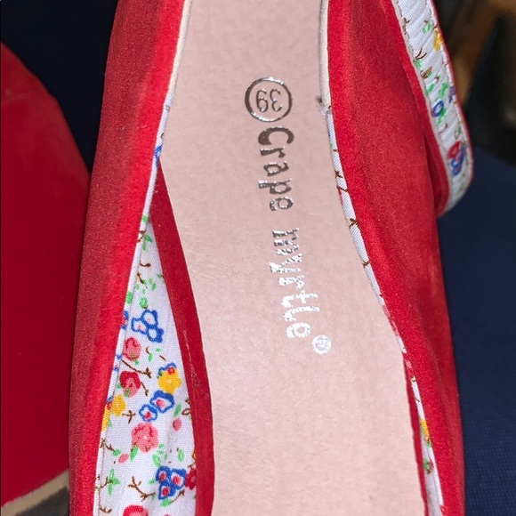 Reddish hot pink bow tie ankle strap slight flaws - Picture 9 of 9